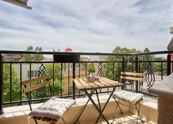 Relax Center & Free Parking * Burgaz